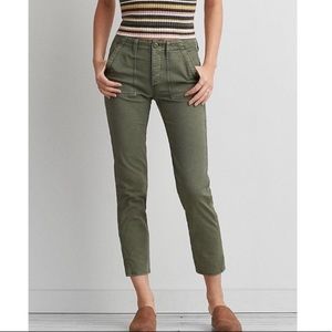 American Eagle Green High Rise stretch cargo pants